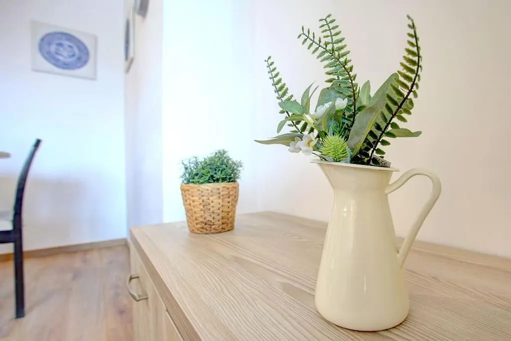 Apartmán Spacious Home Office With Secure Garage In Sofie